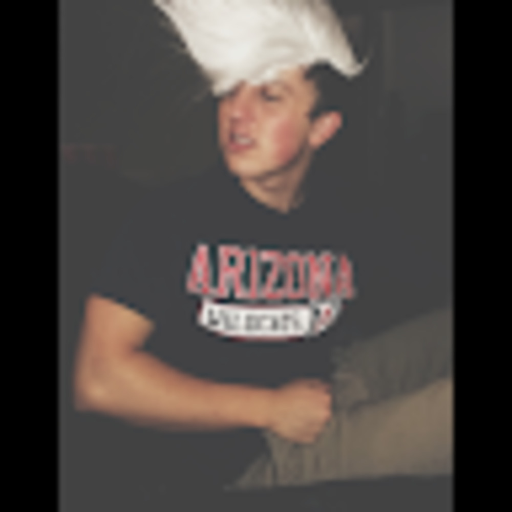 Meet your Posher, Dustnstuff